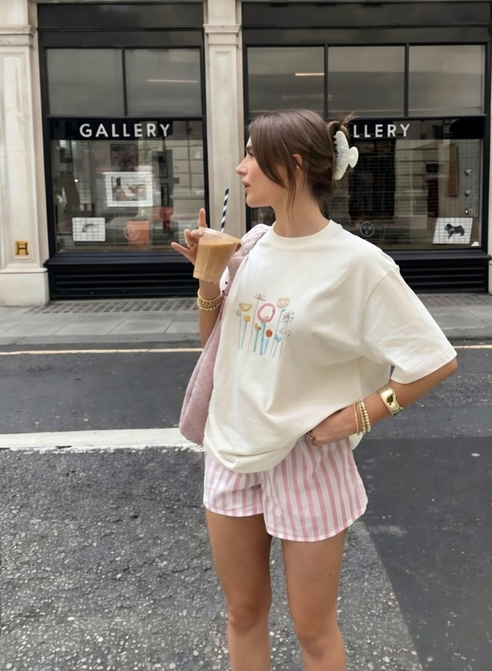 Casual summer oversized floral motif t-shirt